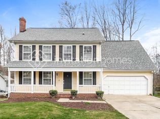 8532 Woodford Bridge Dr, Charlotte, NC 28216