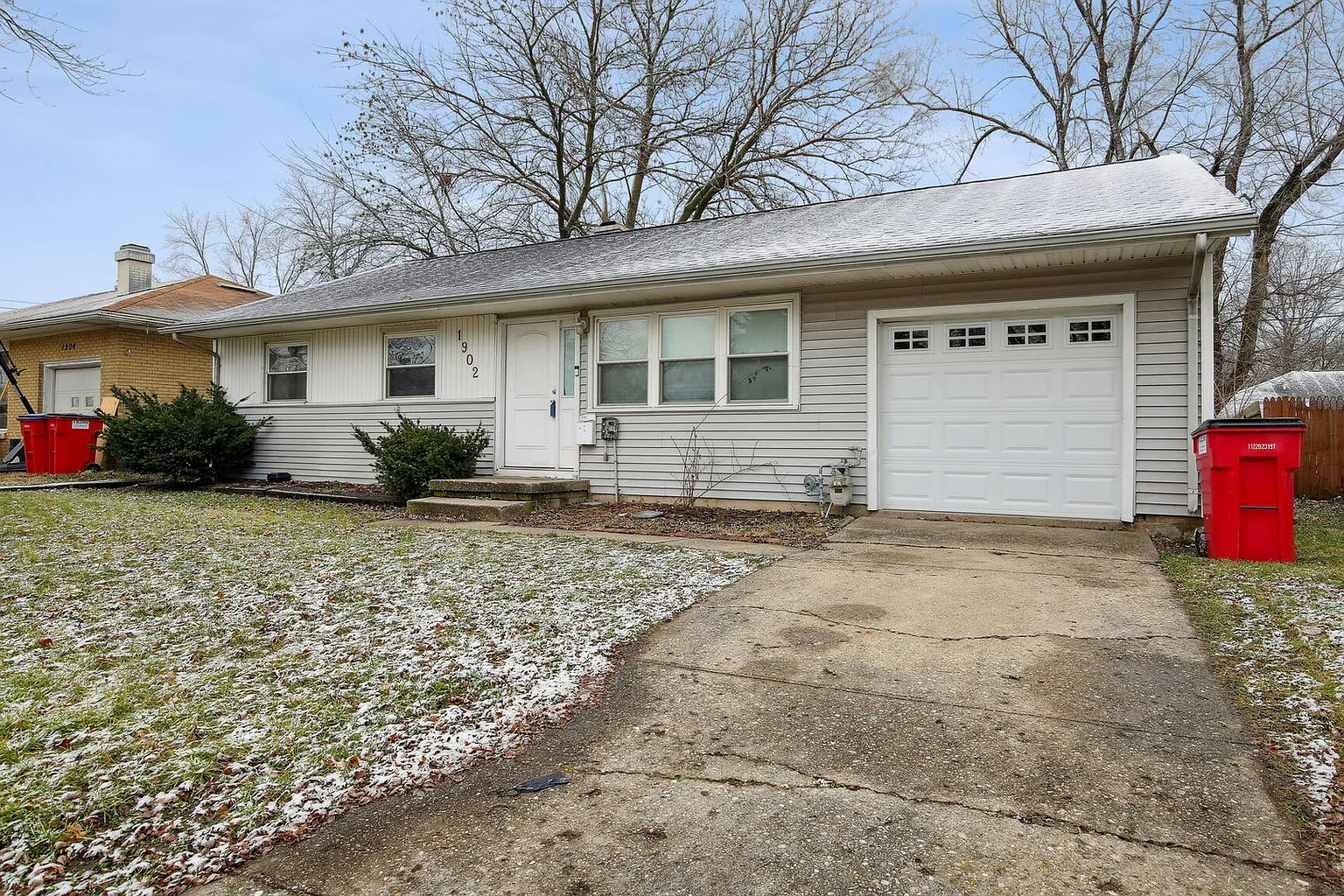 1902 Melinda Ave photo 1