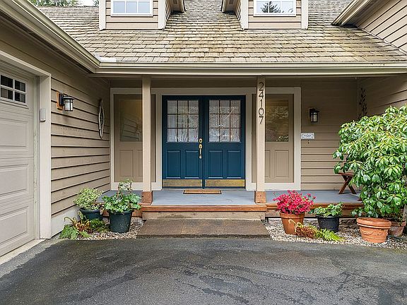 2nd image of 24107 NE 6th Pl