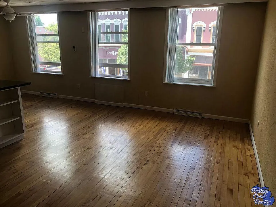 2 bed, 1400 sqft, $1,500 — Photo 2