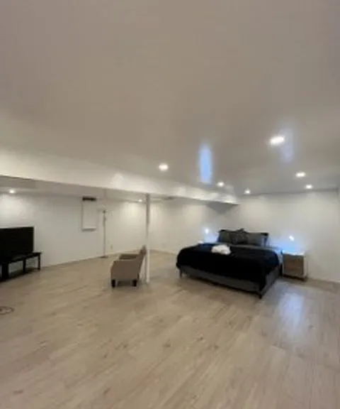 6419 N 62nd Ave #4 — Photo 6