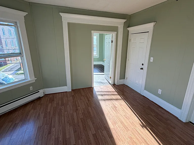 98 Glen St #2 — Photo 15