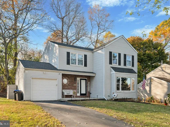 233 Bridge Rd, Upper Chichester, PA 19061