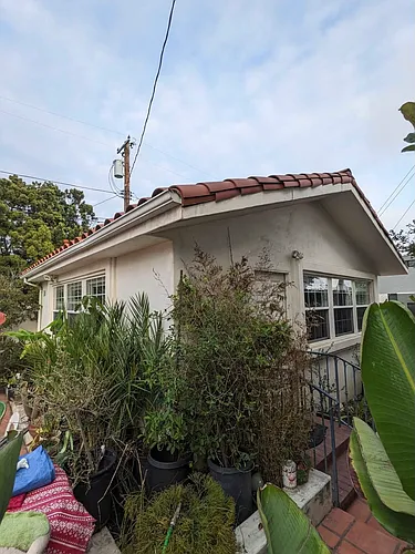 12621 Victoria Ave Photo 1