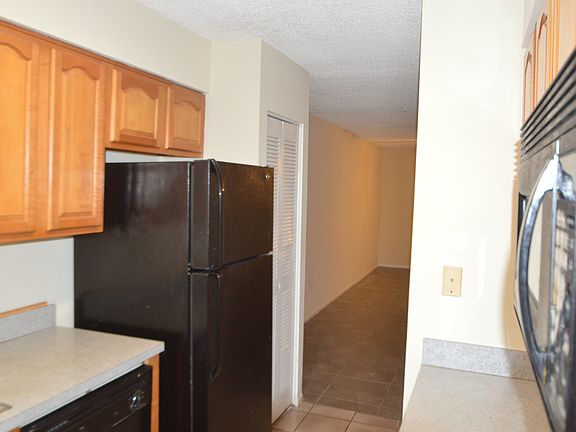 5th image of 7601 Abbey Ln #218B