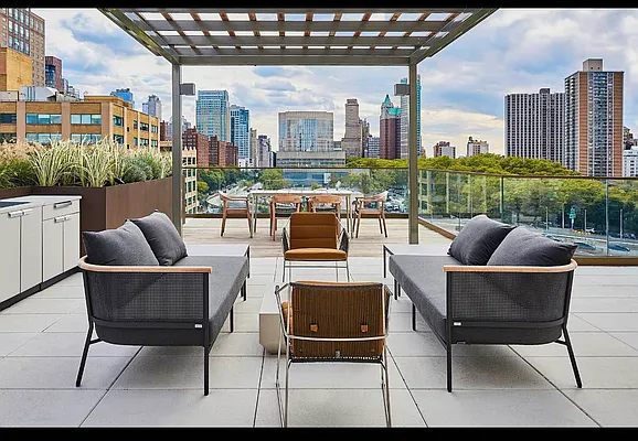 Rented by Triumph Property Group | media 23