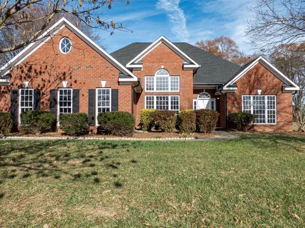 4101 Morris Burn Dr SW, Concord, NC 28027