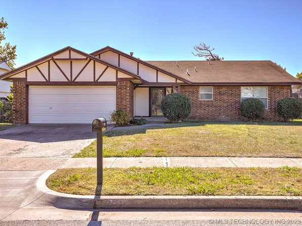 12446 E 36th St, Tulsa, OK 74146