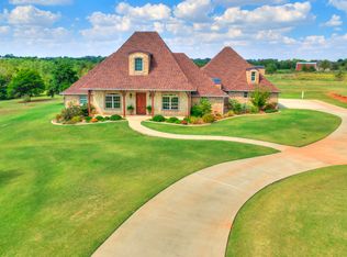 11411 SW 101st St, Mustang, OK 73064