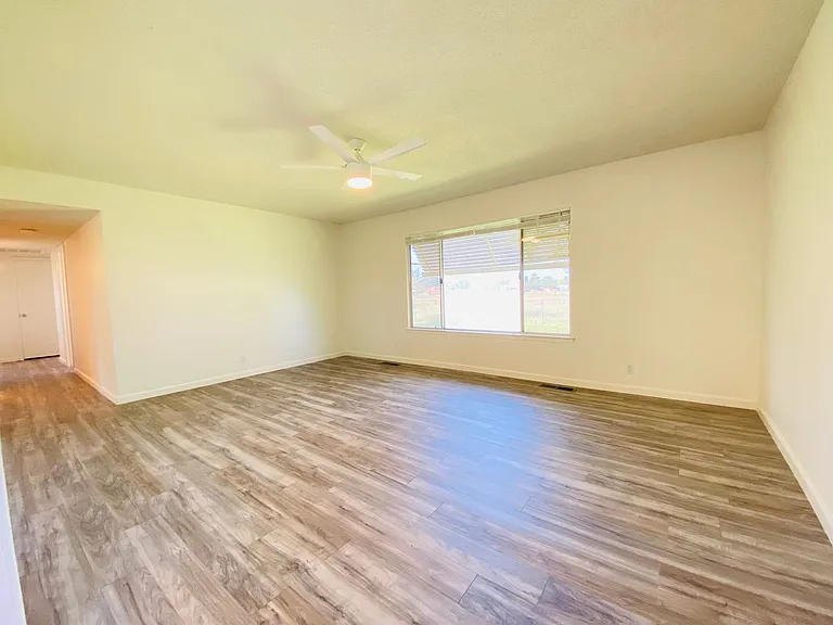 9635 Titan Rd — Photo 12