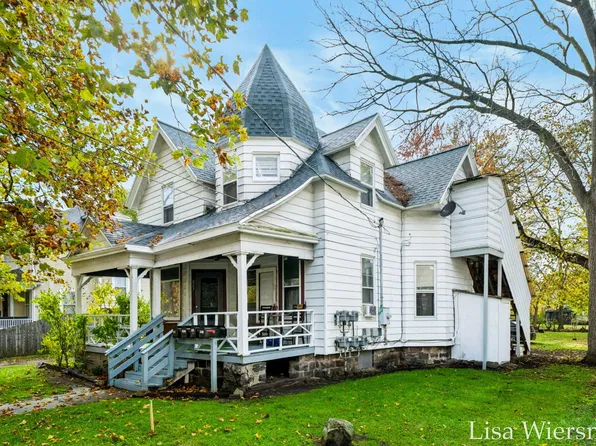 807-811 Hazard Ave, Kalamazoo, MI 49048