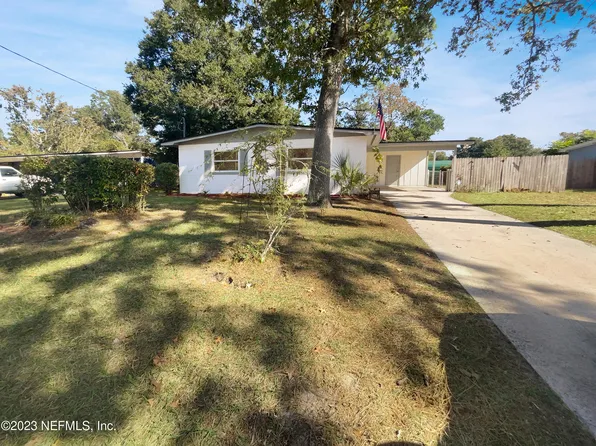 11427 EMUNESS Road, Jacksonville, FL 32218