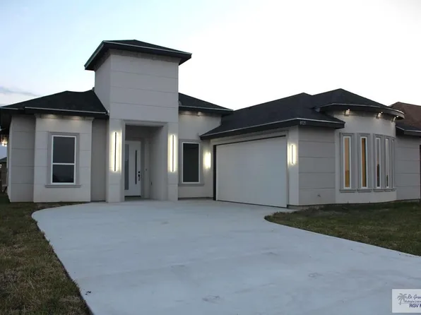8729 Sandpiper Dr, Harlingen, TX 78552