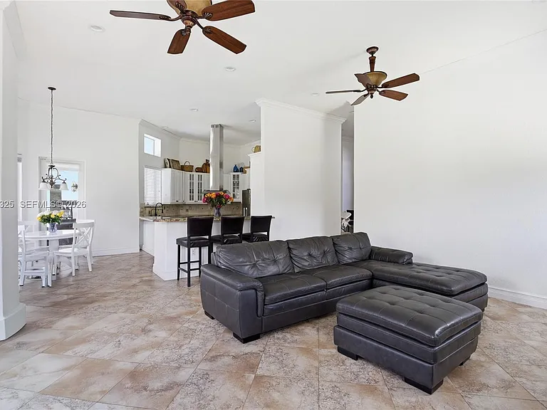 20401 SW 48th Pl — Photo 13