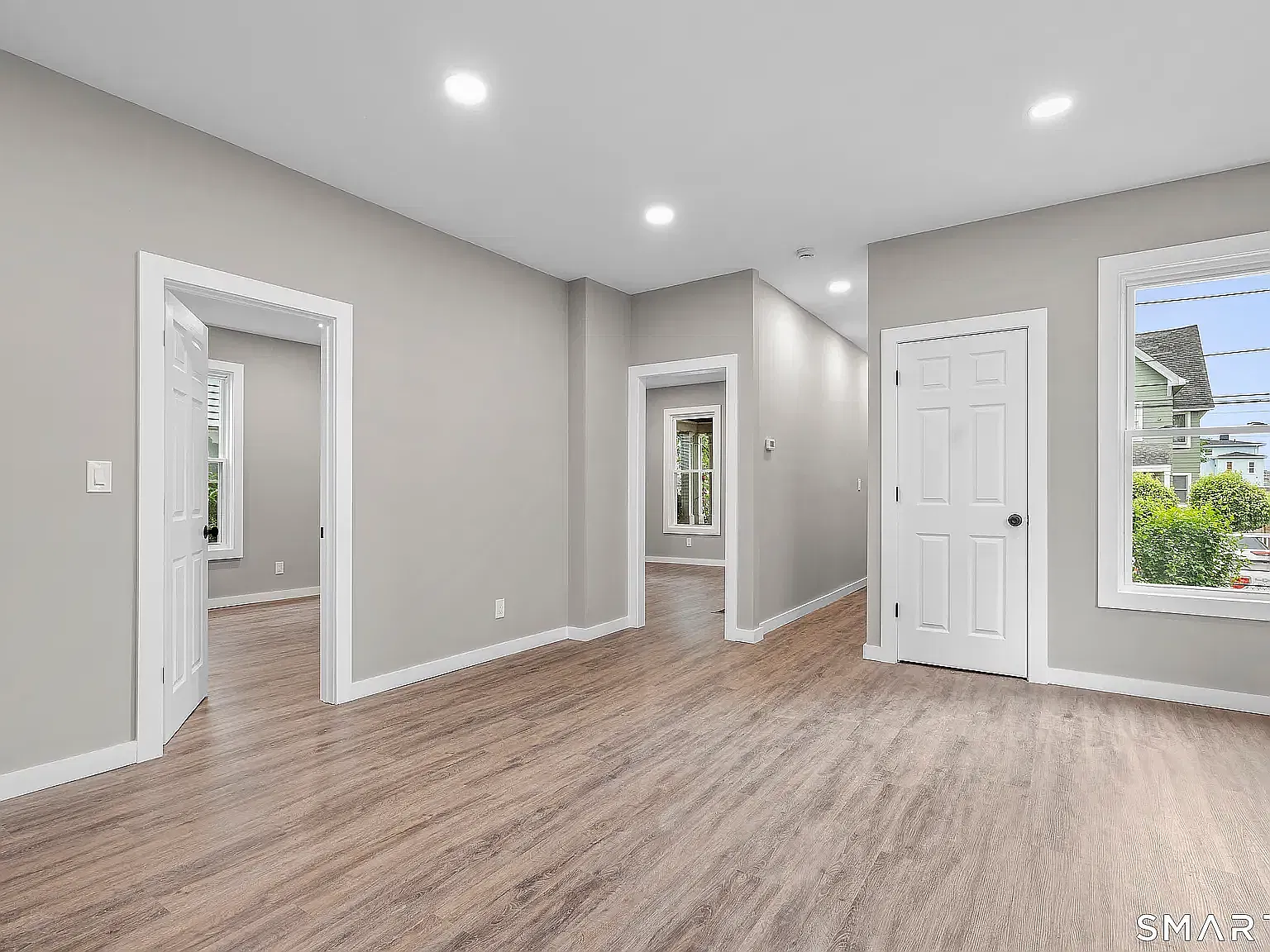 3 bed, 1078 sqft, $2,250 — Photo 3