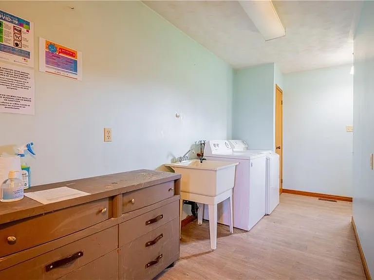 5213 Governors Rd — Photo 20