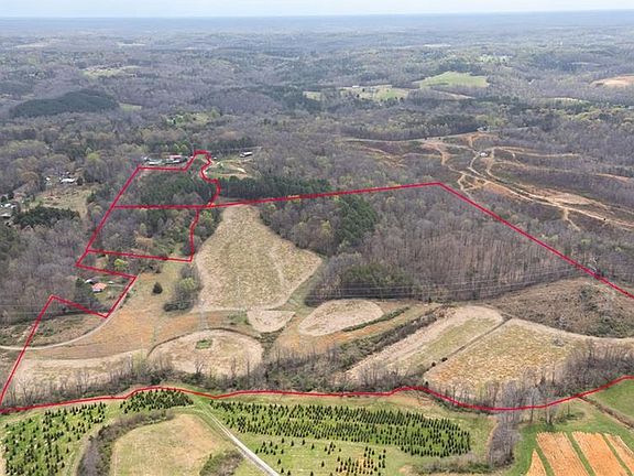 3rd image of 6988 Salem Chapel Rd
