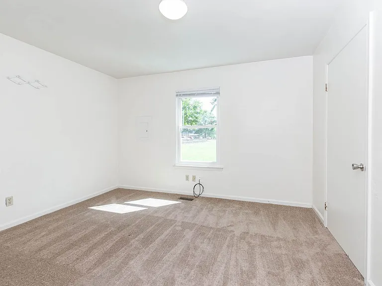 1110 Chapel St — Photo 15