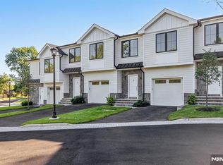 23 Fey Pl, Oradell, NJ 07649