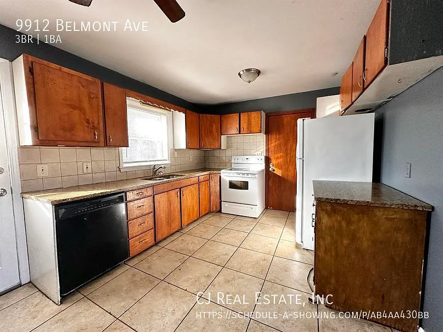 3 bed, $1,350 — Photo 4