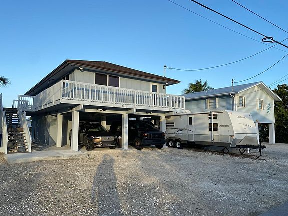 2nd image of 3610 S Seas St