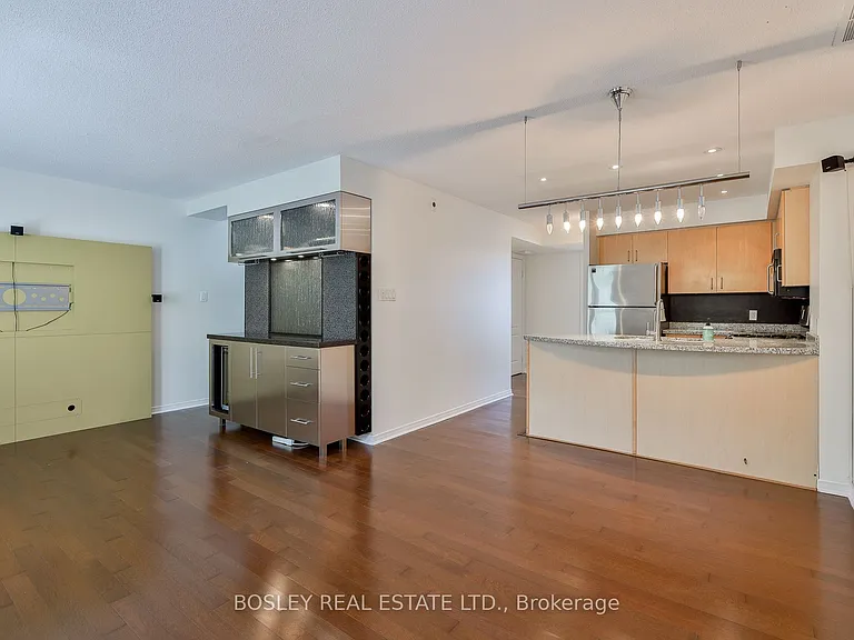 12 Sudbury St #2211 — Photo 8