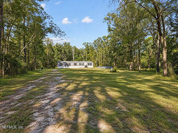 2nd image of 7720 CRANBROOKE Road