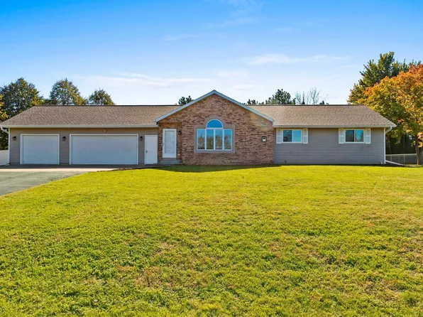 W6771 Greenridge Dr, Greenville, WI 54942