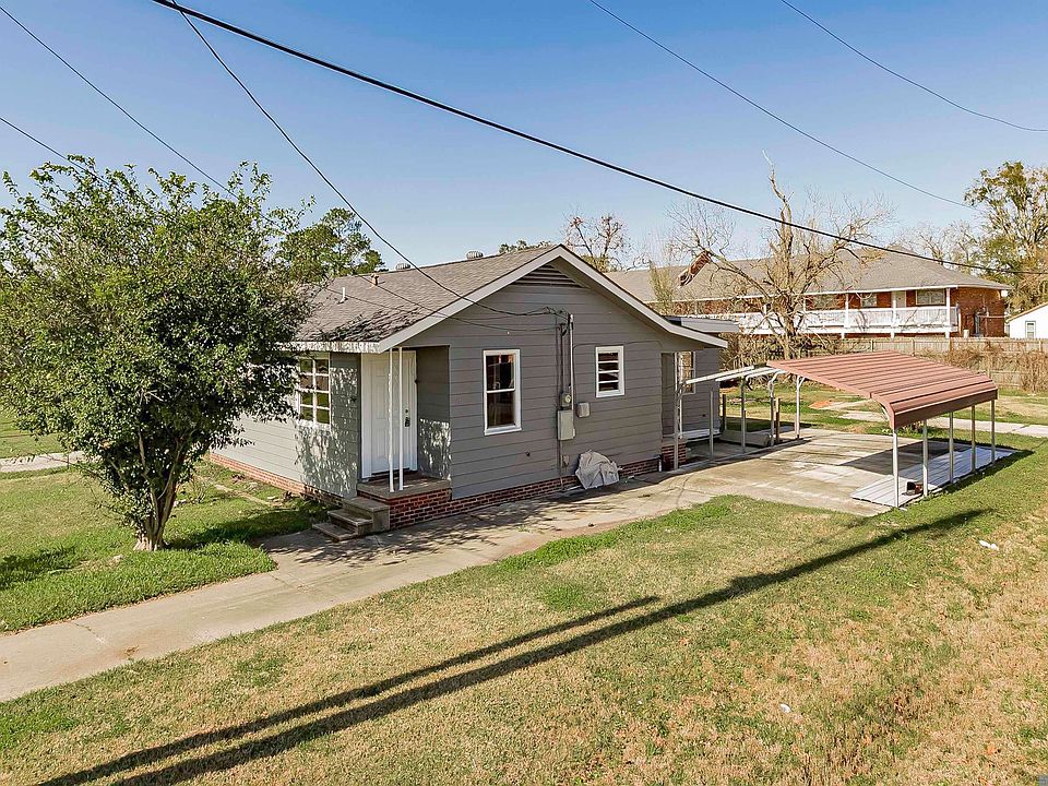 1st image of 381 Mills Ave