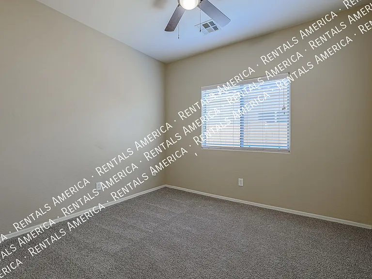 201 W Kona Dr — Photo 13
