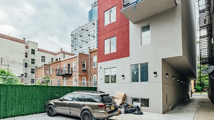 Rented by Nooklyn NYC LLC | media 29