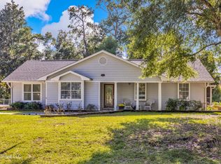 9321 Coconut Dr, Ocean Springs, MS 39564