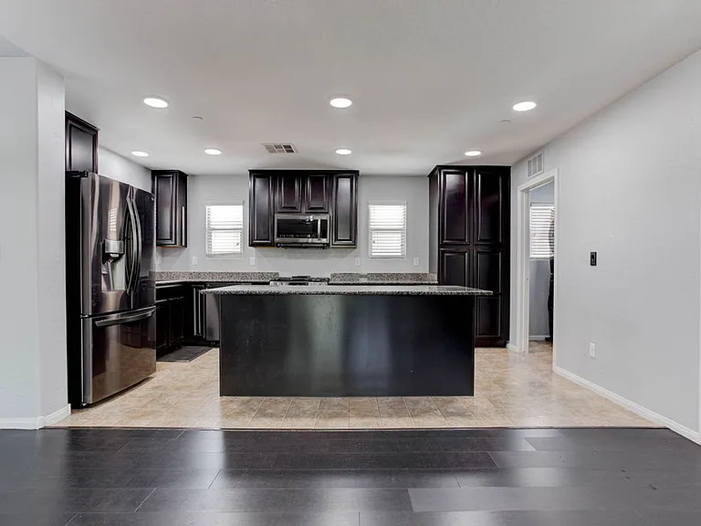 7724 Vibrant Thread Ct — Photo 6