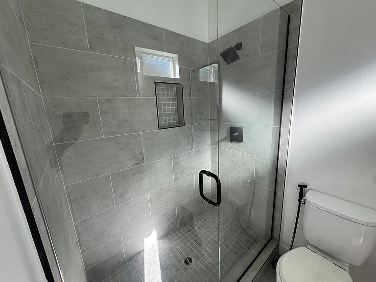 808B Burchett St — Photo 31