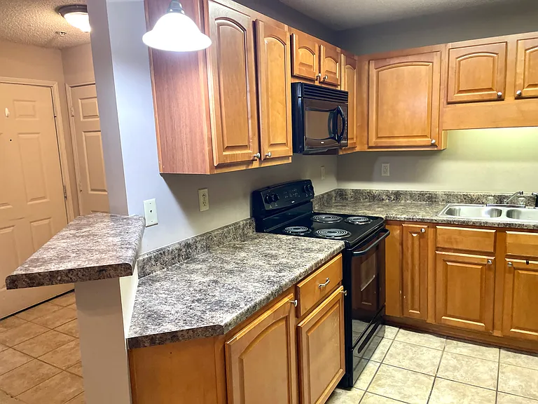 2301 Veterans Memorial Pkwy #610 — Photo 7