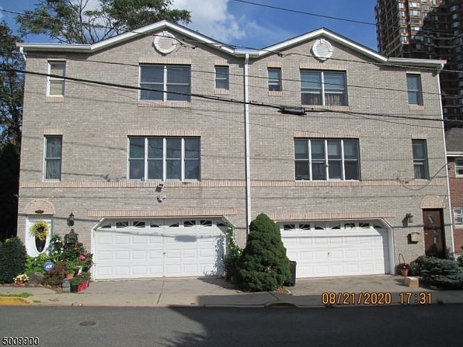 1st image of 1624A Federspiel St #624A