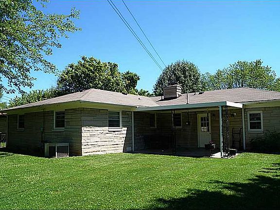 4th image of 408 Simmons St