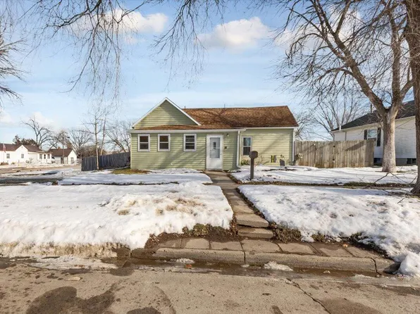 420 N 4th Ave, Logan, IA 51546