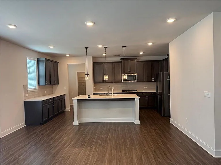 112 Blue Iris Ct — Photo 8
