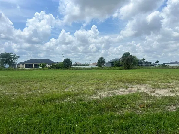 1802 NE 14th St #14, Cape Coral, FL 33909
