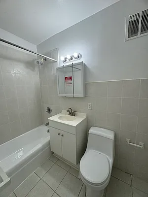 Rented by Compass | media 9