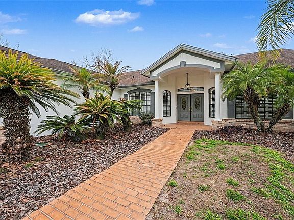 2nd image of 19216 Ridgelake Dr