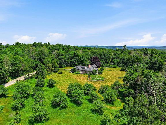 5th image of 29 Stiles Farm Road
