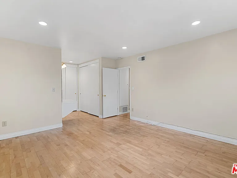 9631 Crystal View Dr — Photo 31