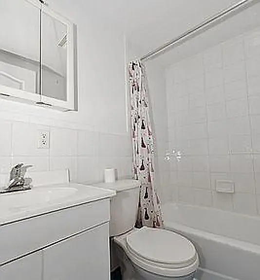 134 Allen St #SEVEN — Photo 8