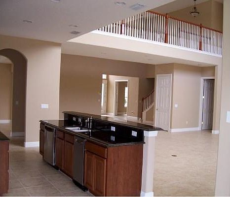 3rd image of 10546 Martinique Isle Dr