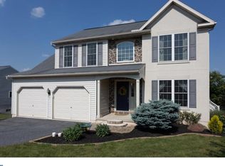 32 Rollingview Ln, Denver, PA 17517