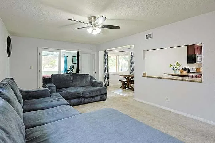 7907 Longdale Dr — Photo 5