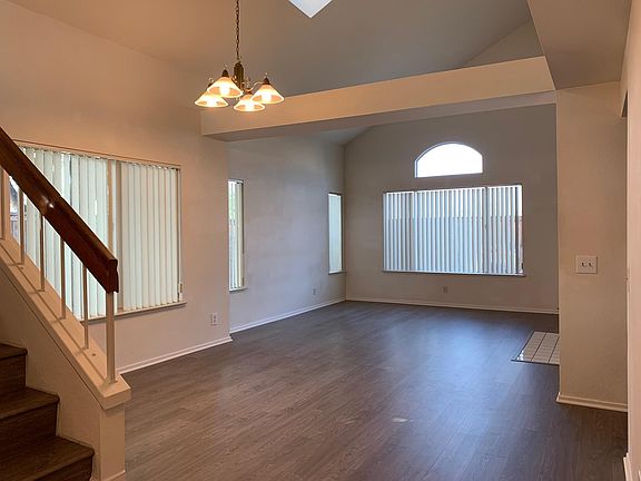 3rd image of 26132 Wallack Pl