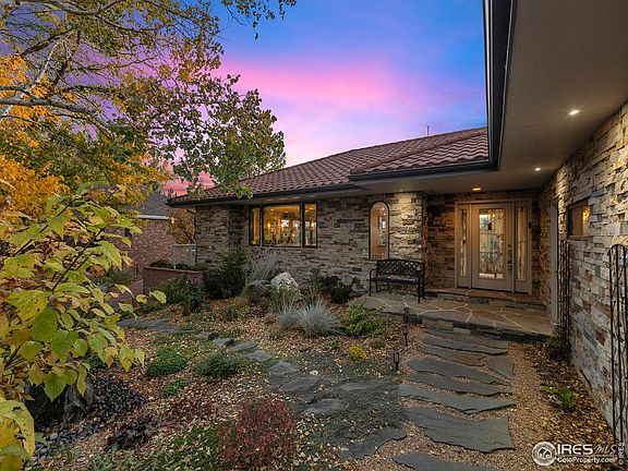 3rd image of 5919 Greenridge Cir